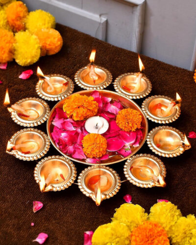 ArthCreation Urli Bowl Diwali Gift Decoration Items for Home Decor Decorative Diya Bowl Decorative Showpiece - 15 cm (Metal, Gold)