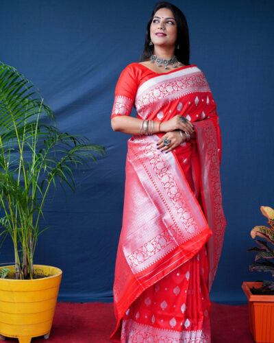 Woven Banarasi Silk Blend Saree (Red)