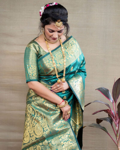 Woven Banarasi Silk Blend Saree (Green)