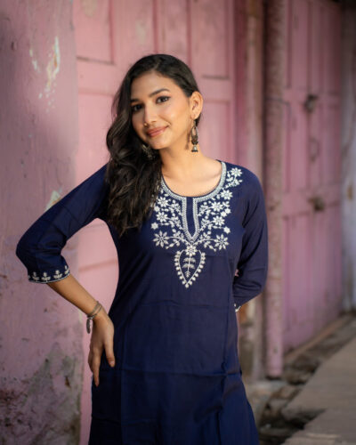 Women Embroidered Viscose Rayon Straight Kurta (Dark Blue)
