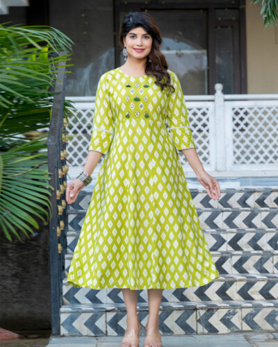 Women Printed Cotton Rayon A-line Kurta (Green)