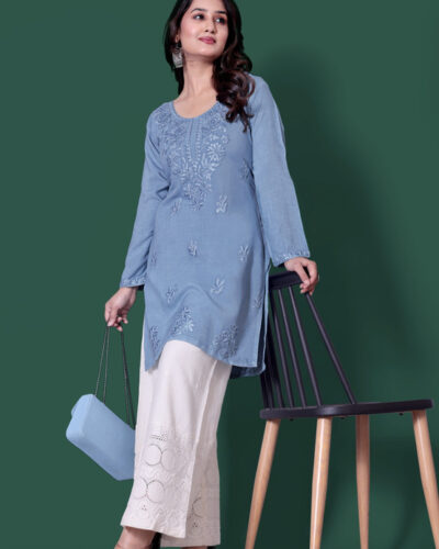 Women Dyed/Ombre Cotton Rayon A-line Kurta (Blue)