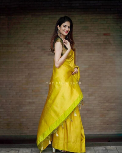 Woven, Self Design, Applique, Embellished Kanjivaram Jacquard, Art Silk Saree (Yellow)
