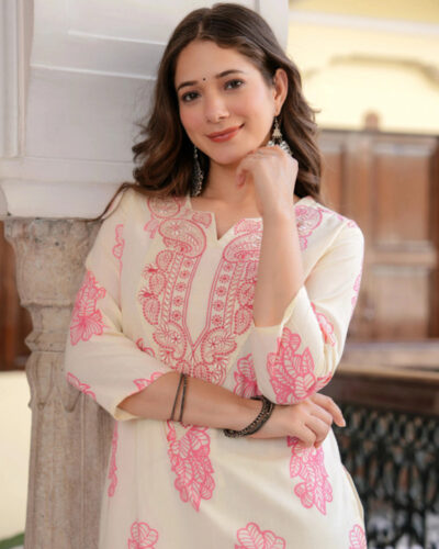 Women Floral Print Pure Cotton Straight Kurta (Pink)