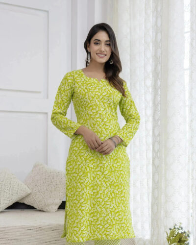 Women Printed Khadi Cotton Straight Kurta (Green)