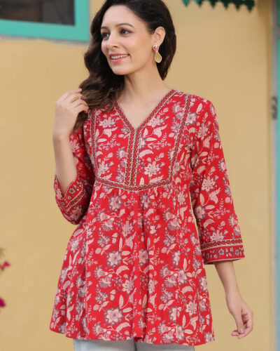 Women Floral Print Cotton Rayon A-line Kurta (Red)