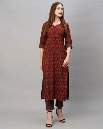 Women Printed Viscose Rayon Straight Kurta (Maroon)